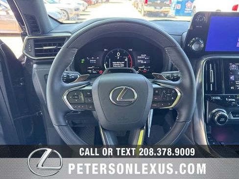 New 2026 Lexus LX 600 4WD w/ Luxury Package image 13