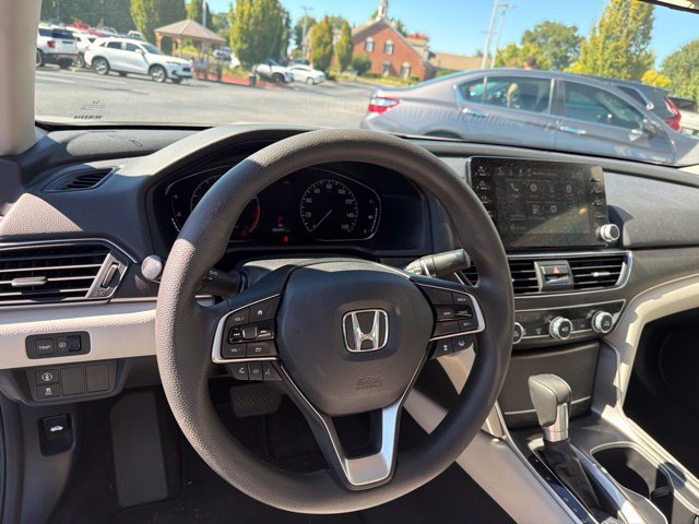 Used 2019 Honda Accord EX image 16