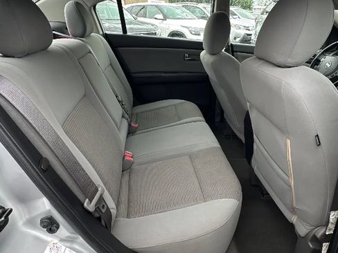 Used 2011 Nissan Sentra 2.0 SR w/ Convenience Pkg FWD image 18
