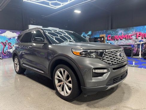 Used 2023 Ford Explorer Platinum w/ Technology Package AWD/4WD image 8