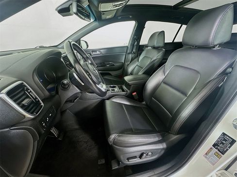 Certified 2022 Kia Sportage Nightfall Edition w/ Nighfall AWD Premium Package image 28