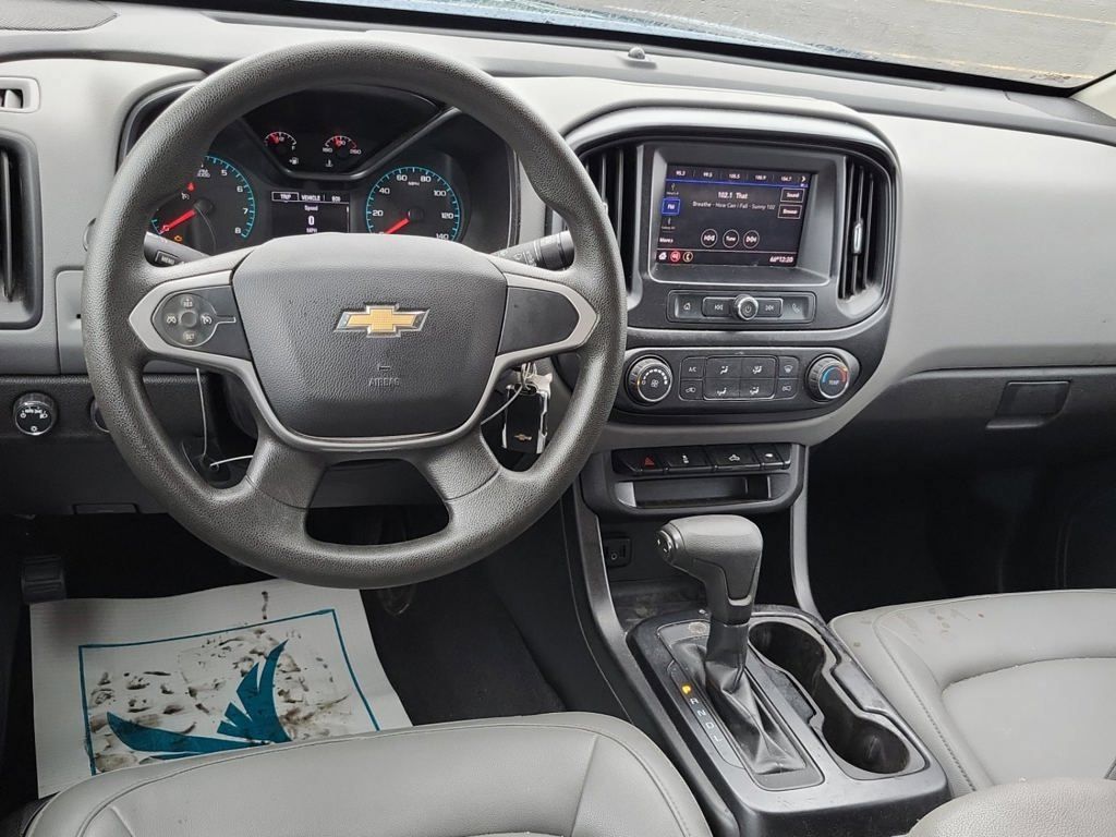 Used 2020 Chevrolet Colorado W/T w/ WT Convenience Package AWD/4WD image 2