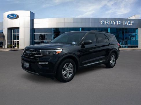 Certified 2023 Ford Explorer XLT w/ Equipment Group 202A RWD image 1