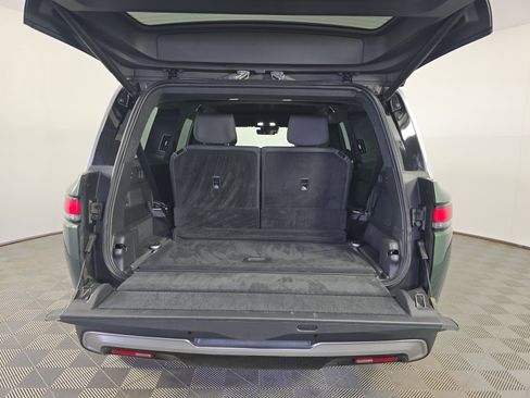 Used 2024 Rivian R1S Adventure AWD/4WD image 15