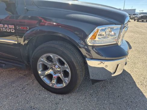 Used 2018 RAM 1500 Laramie AWD/4WD image 5