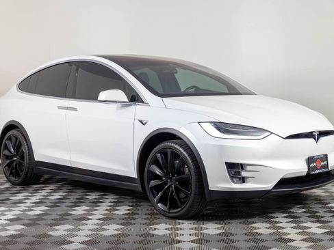 Used 2020 Tesla Model X Long Range AWD/4WD image 11