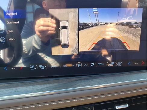 New 2026 Chevrolet Tahoe High Country AWD/4WD image 23