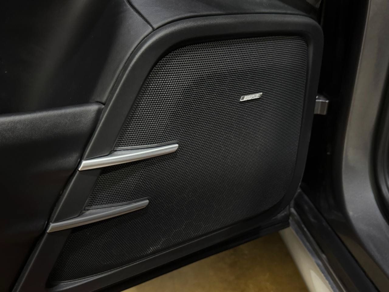 Used 2014 Porsche Cayenne GTS AWD/4WD image 32