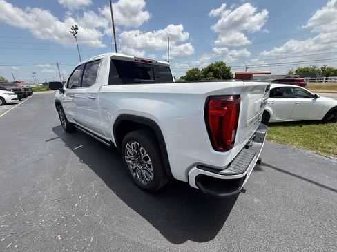 Used 2023 GMC Sierra 1500 Denali Ultimate AWD/4WD image 6