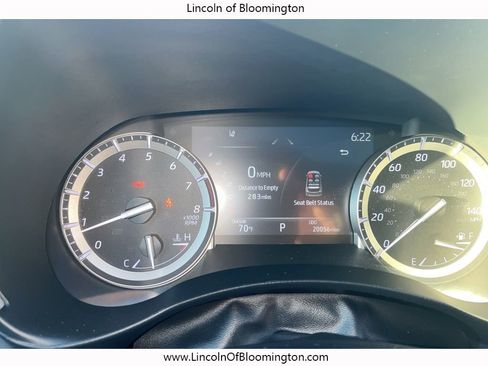 Used 2022 Toyota Highlander XLE image 40