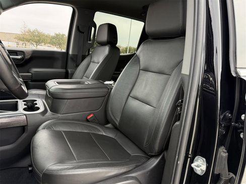 Used 2020 Chevrolet Silverado 1500 LTZ w/ LTZ Texas Edition image 28