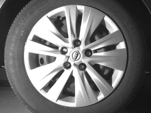 Used 2025 Nissan Sentra S FWD image 18