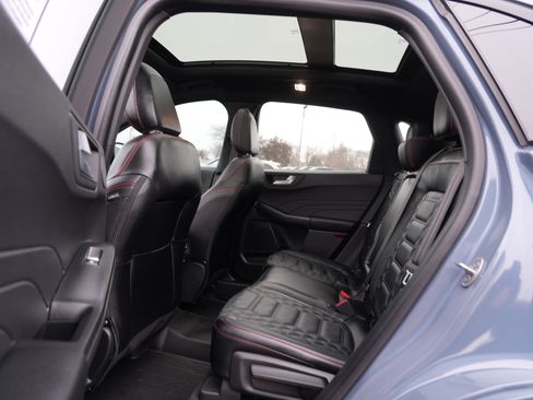 Used 2024 Ford Escape ST-Line Elite w/ Premium Technology Package image 21