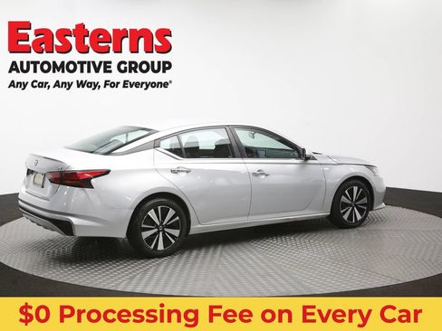 Used 2022 Nissan Altima 2.5 SV FWD image 42