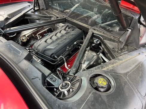 Used 2023 Chevrolet Corvette Stingray Premium Cpe w/ Body-Color Dual Roof Package image 23