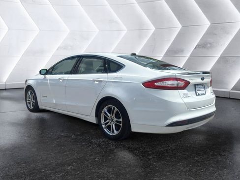 Used 2015 Ford Fusion Titanium FWD image 5