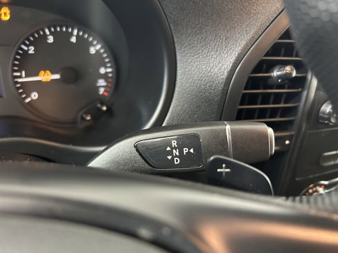 Used 2019 Mercedes-Benz Metris image 17