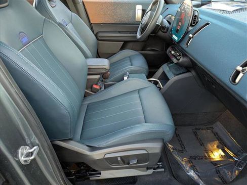 Used 2025 MINI Cooper Countryman S w/ Comfort Package Max image 21