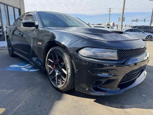 Used 2017 Dodge Charger R/T Scat Pack w/ Beats Audio Group image 4