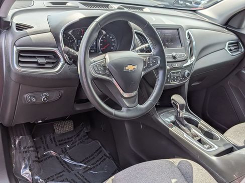 Used 2023 Chevrolet Equinox LT FWD image 9