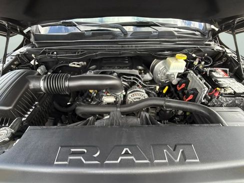 Used 2019 RAM 1500 Laramie image 35