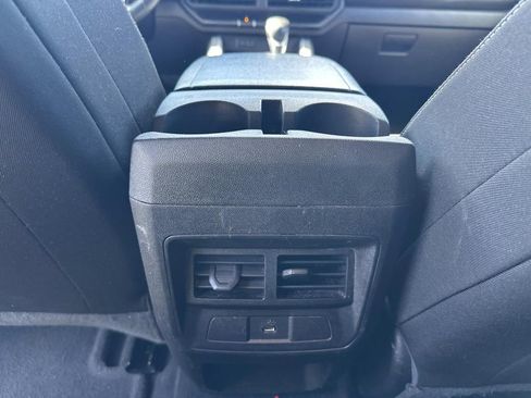 Used 2023 Chevrolet Colorado LT RWD image 14