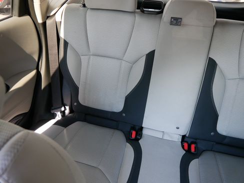 Used 2023 Subaru Forester AWD/4WD image 12