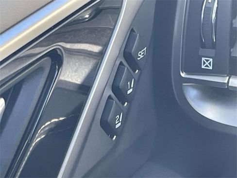 Used 2022 Subaru Outback Limited image 26