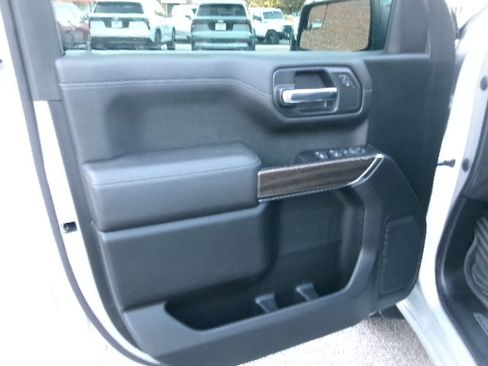 Used 2022 Chevrolet Silverado 1500 RST image 20