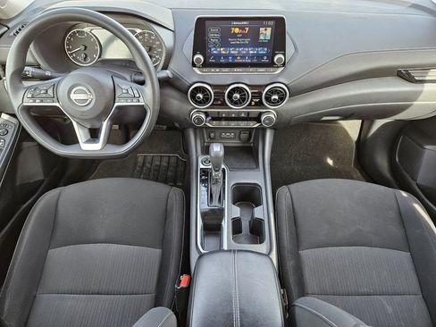 Used 2024 Nissan Sentra SV image 19