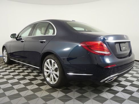 Used 2017 Mercedes-Benz E 300 E 300 image 5