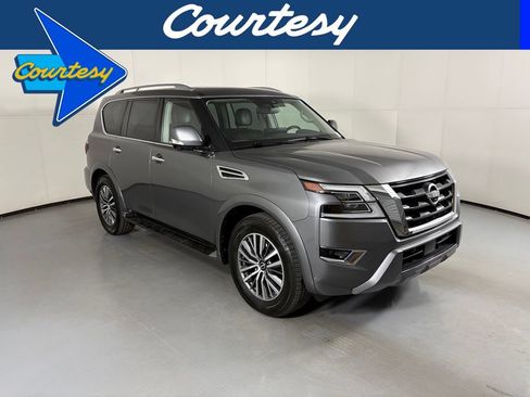 Used 2024 Nissan Armada SL w/ Captain's Chairs Package RWD image 1