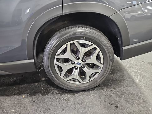 Used 2022 Subaru Forester Premium AWD/4WD image 34