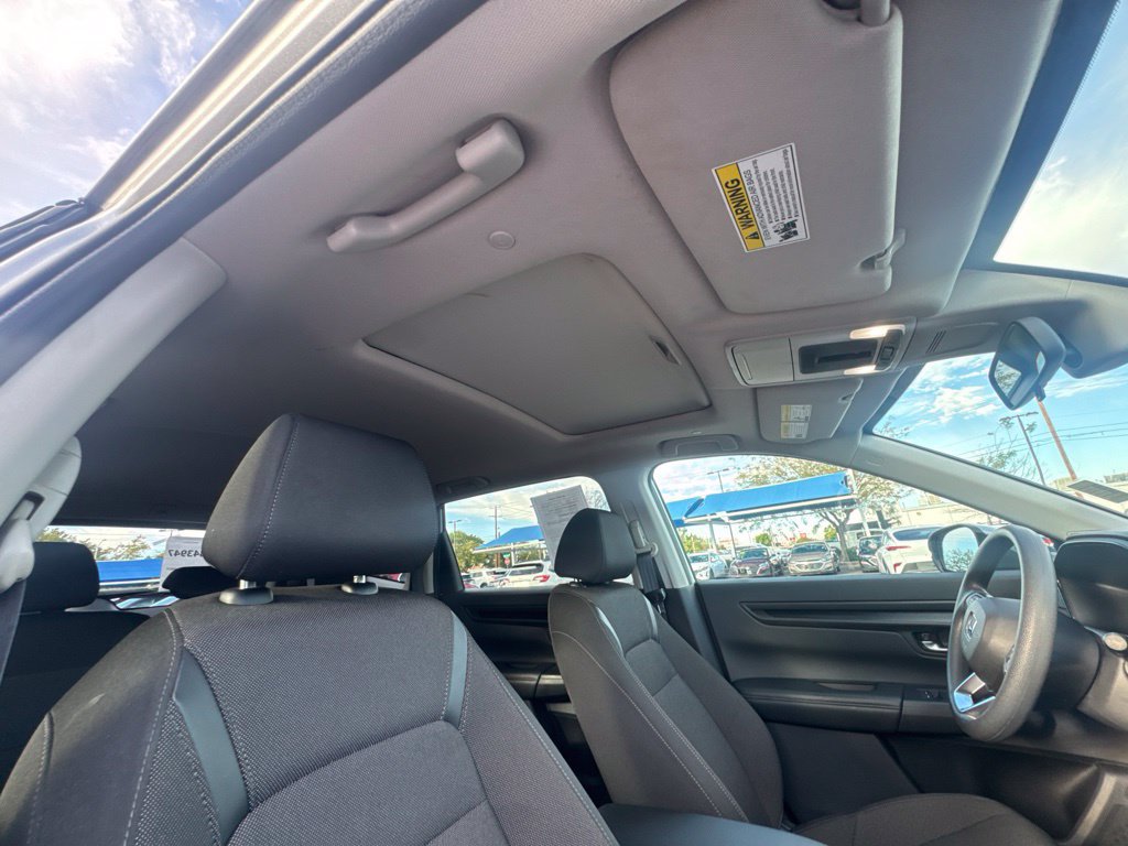 Used 2025 Honda CR-V EX image 25