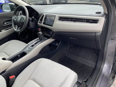 Used 2019 Honda HR-V EX image 41