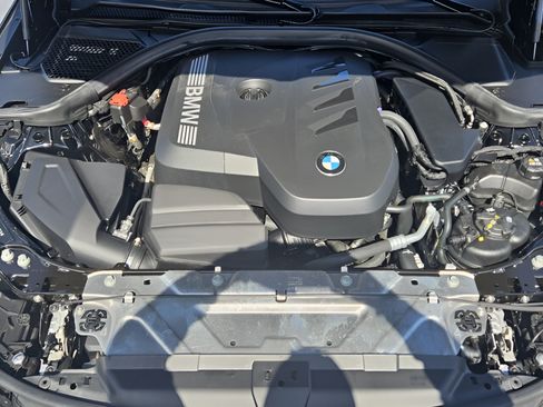 Used 2025 BMW 330i Sedan w/ M Sport Package RWD image 9