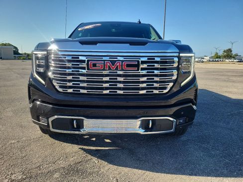 New 2026 GMC Sierra 1500 Denali w/ Denali Reserve Package AWD/4WD image 3