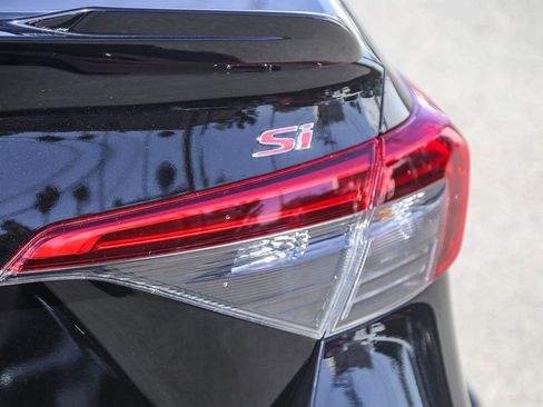 Used 2024 Honda Civic Si image 9