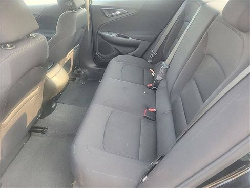 Used 2022 Chevrolet Malibu LS FWD image 10