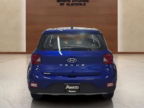 New 2026 Hyundai Venue SE image 5