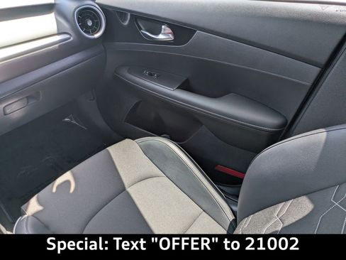 Used 2024 Kia Forte GT-Line image 15