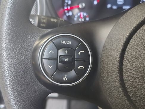 Used 2021 Kia Soul S FWD image 13