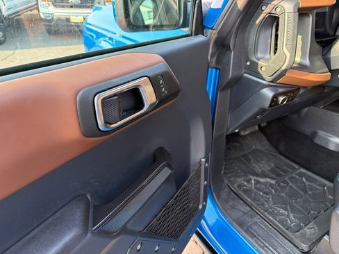 Used 2024 Ford Bronco Outer Banks w/ Sasquatch Package AWD/4WD image 10