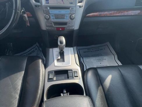Used 2011 Subaru Outback 3.6R Limited image 14