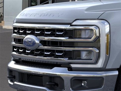 New 2026 Ford F250 Lariat w/ Chrome Package image 17