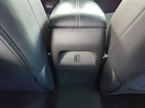 Used 2023 Nissan Sentra SV w/ Trunk Package image 23