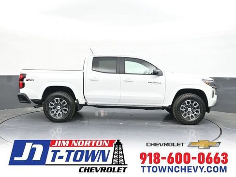 New 2025 Chevrolet Colorado Z71 AWD/4WD image 1