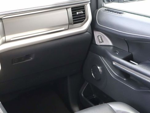 Used 2024 Ford Expedition Max XLT RWD image 18