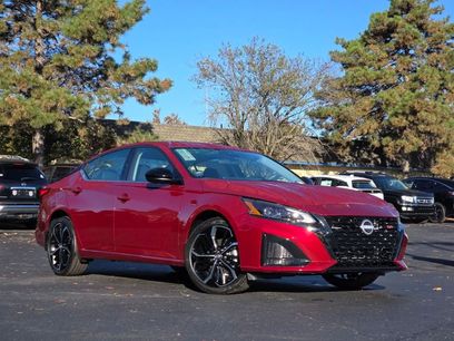 New 2025 Nissan Altima 2.5 SR w/ SR Premium Package