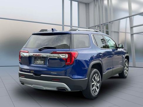 Used 2023 GMC Acadia SLE w/ Driver Convenience Package image 6